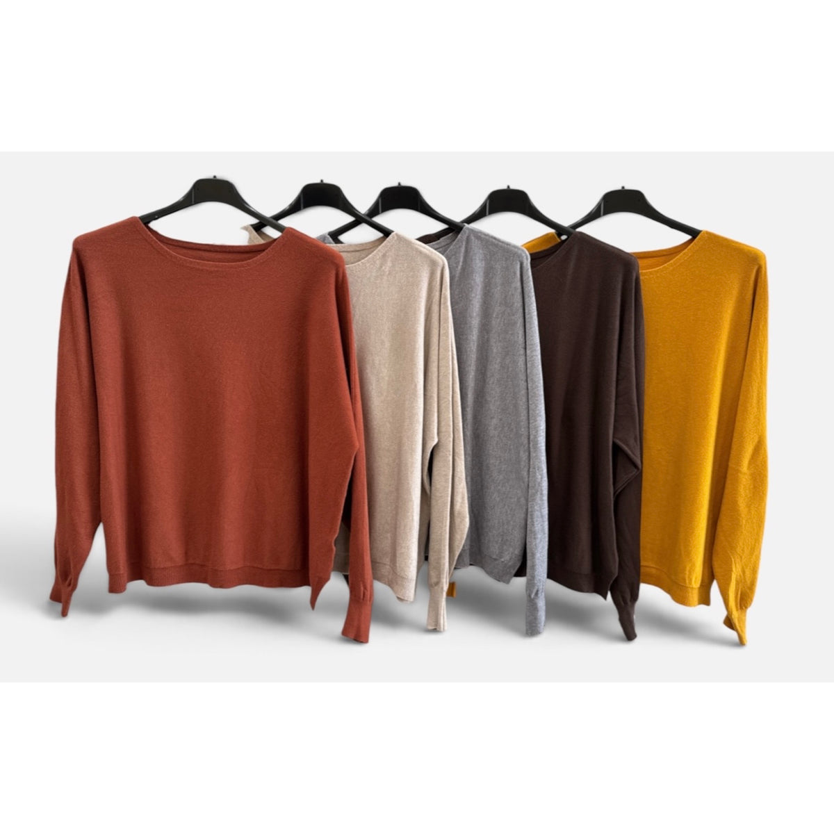 Detalles colores jersey de punto con cuello redondo - POLITA 140626220