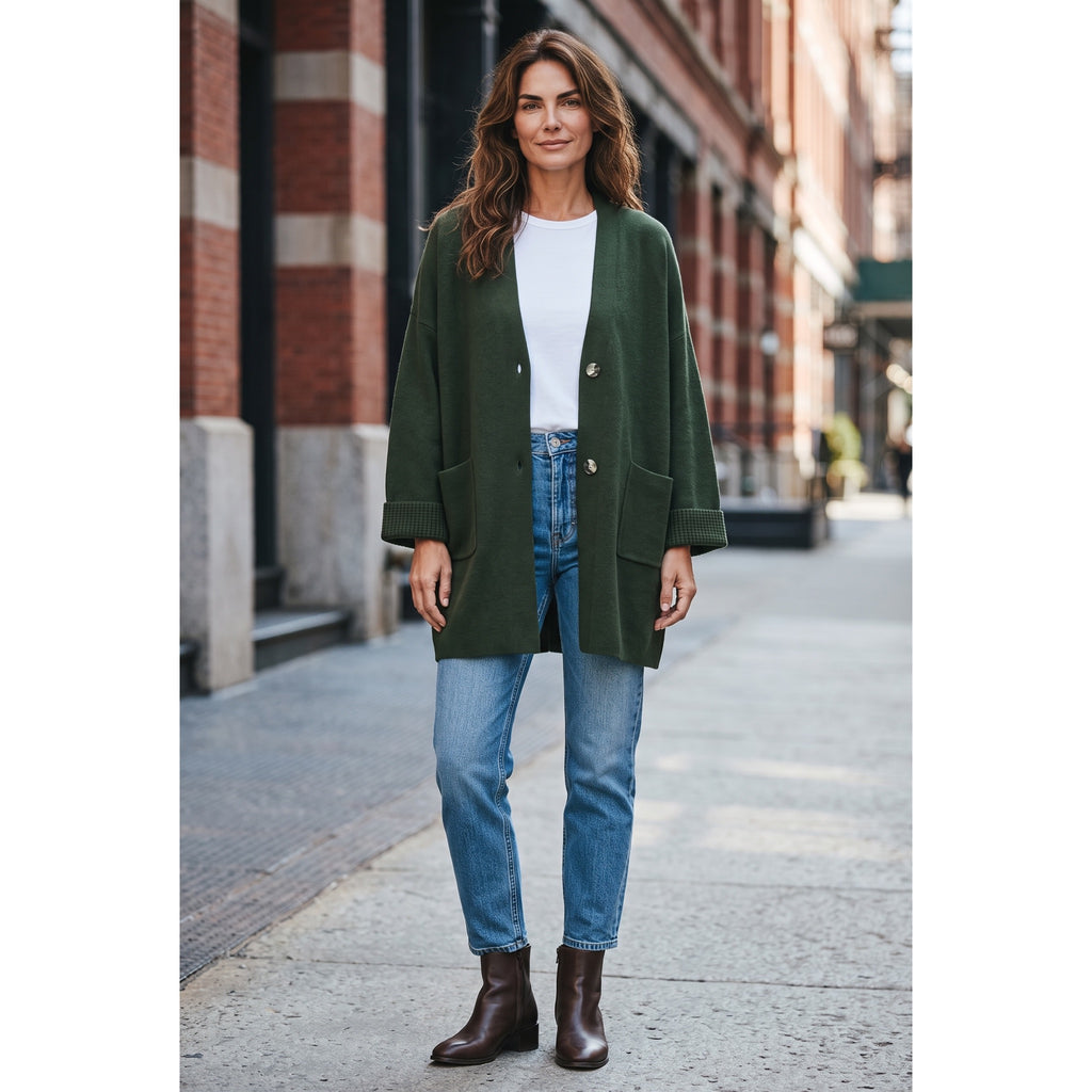 Chaqueta larga de punto verde con botones y bolsillos, vista completa - POLITA 14611341